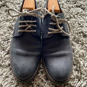 Clarks oxfords 8 1/2, black,blue color